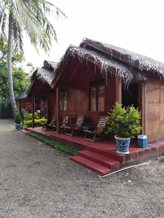 Blue Ocean Cabana Hotell Trincomalee Eksteriør bilde