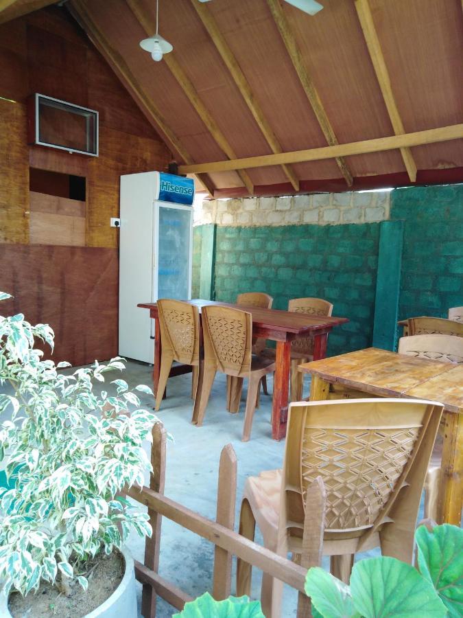 Blue Ocean Cabana Hotell Trincomalee Eksteriør bilde
